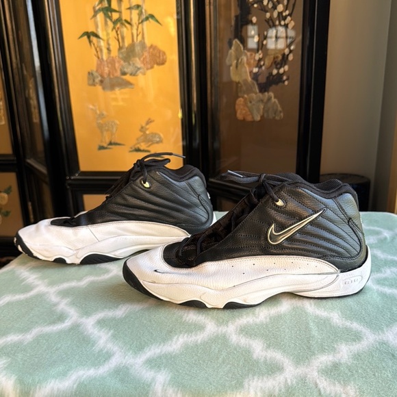 Nike Other - Vintage Nike Air Flight Black and White High-Top Sneakers men’s 11.5